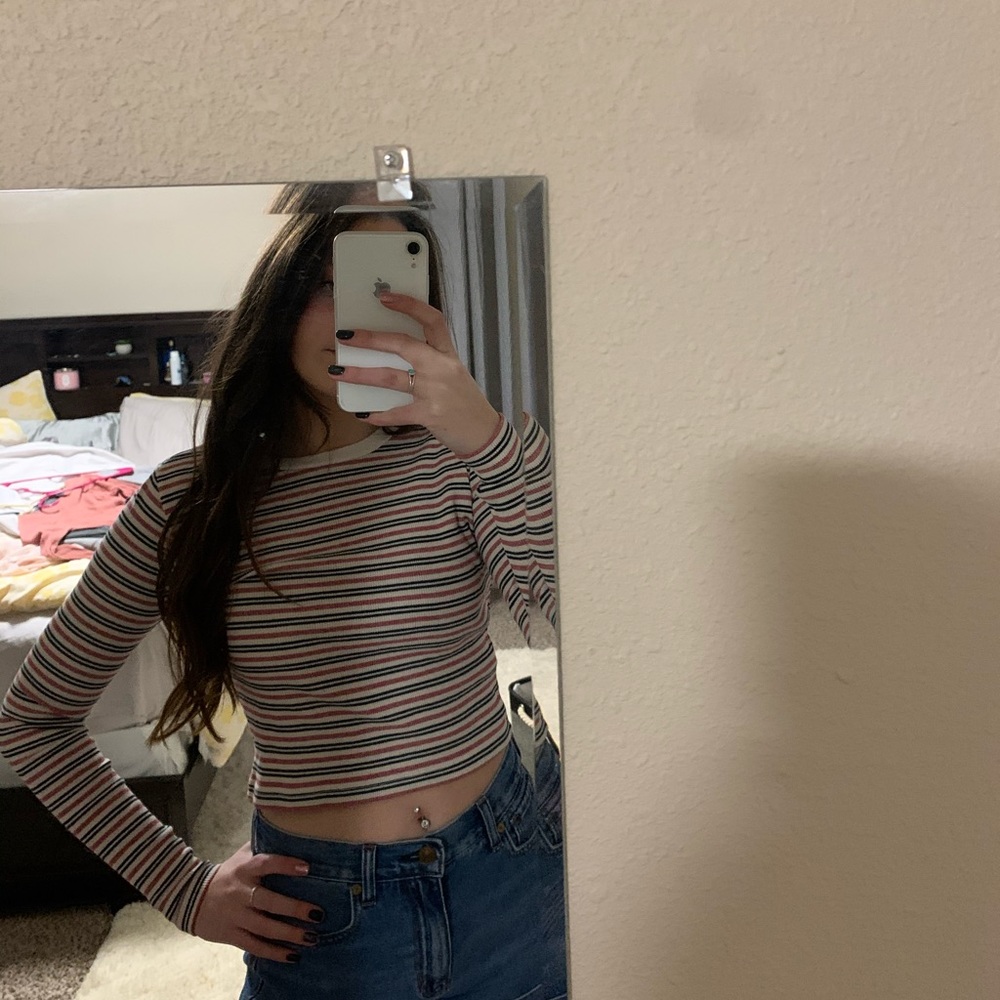 Brandy Melville cropped top